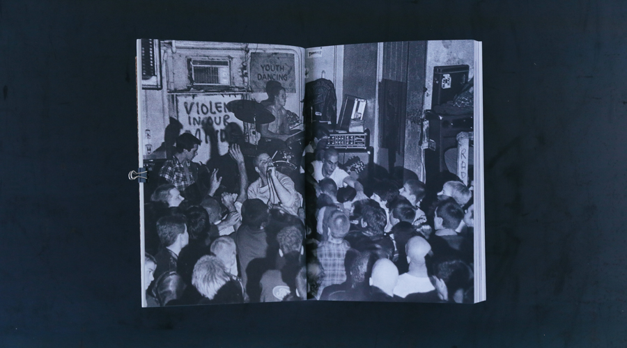 書籍の紹介：Radio Silence (1970~90年代初頭のハードコアシーン)写真集